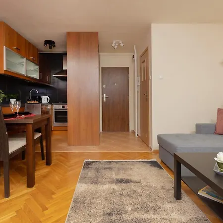 Karmelicka By Renters Lägenhet Warszawa