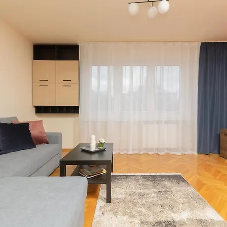 Karmelicka By Renters